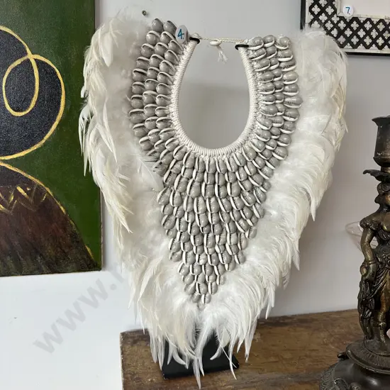 Papua Native Warrior necklace, handcrafted with Feather & Shells (53cm)