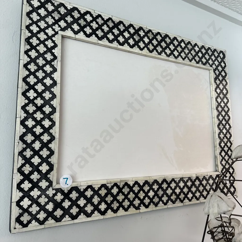 Moroccan picture frame Image 1++