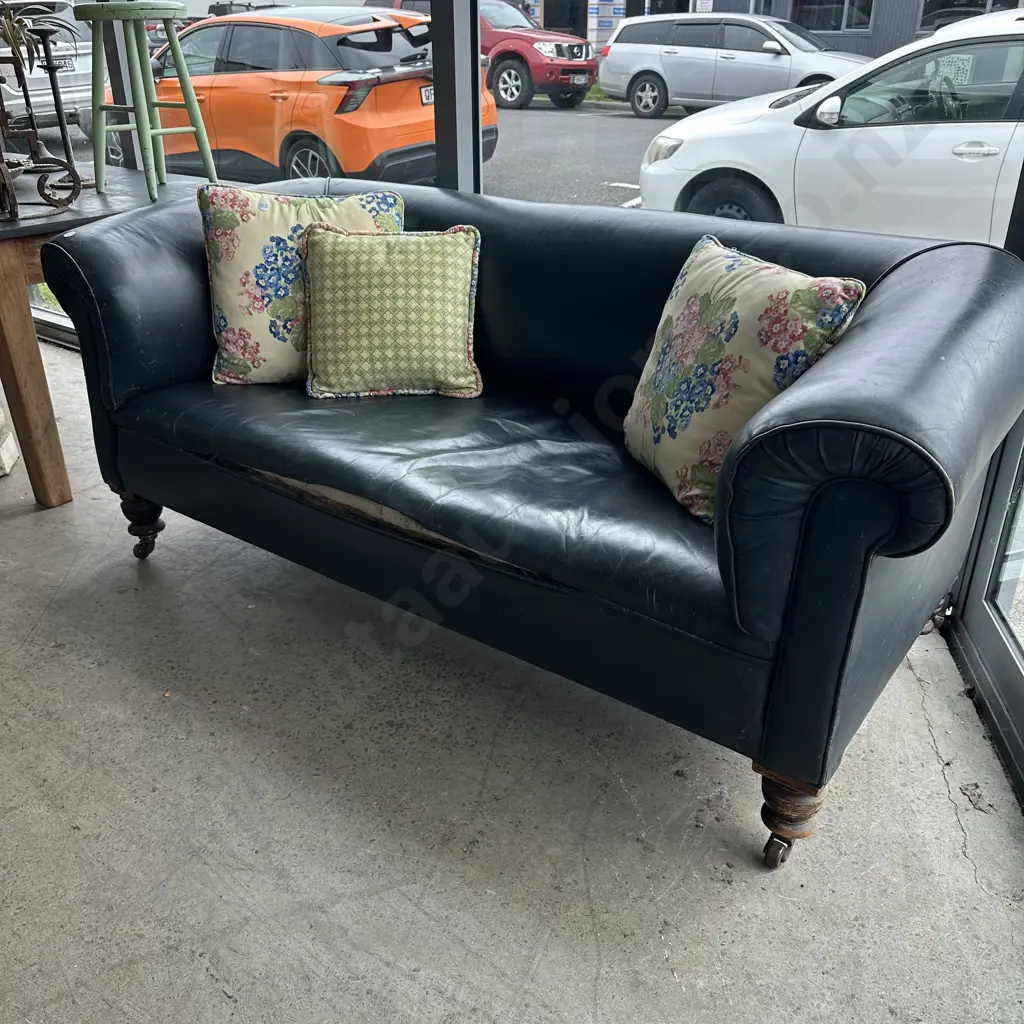 vintage rolled arm Navy Blue leather sofa Image 1++