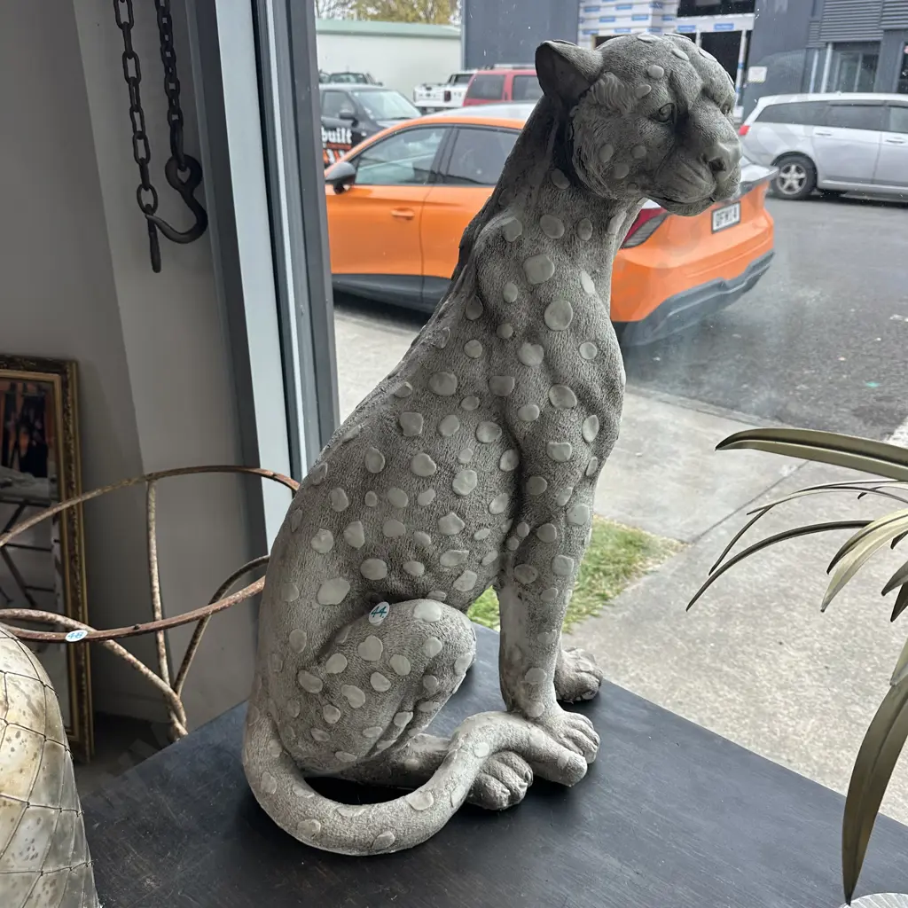 resin Leapord 800mm Image 1++