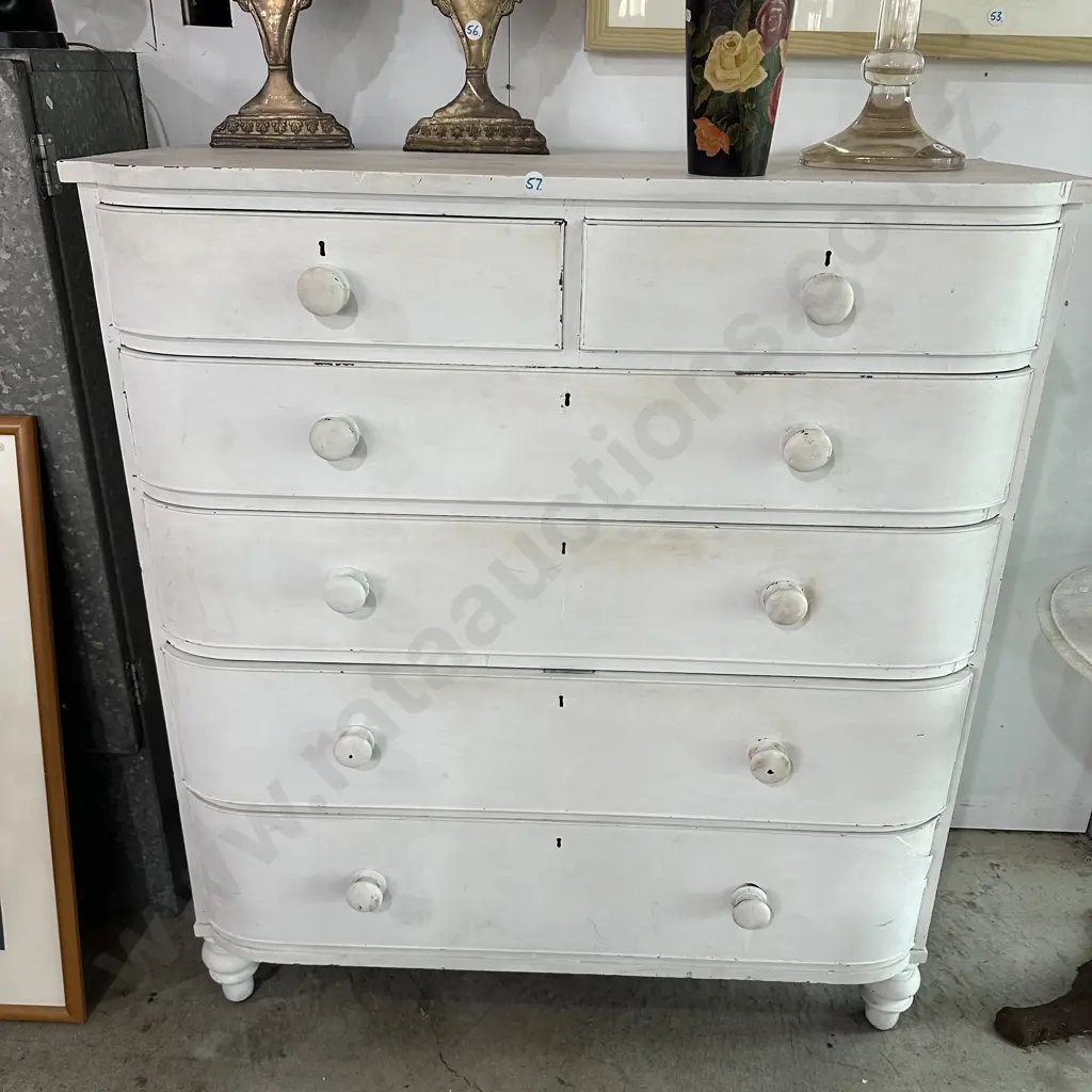 Antique Bow front Kauri chest drawers Image 1++