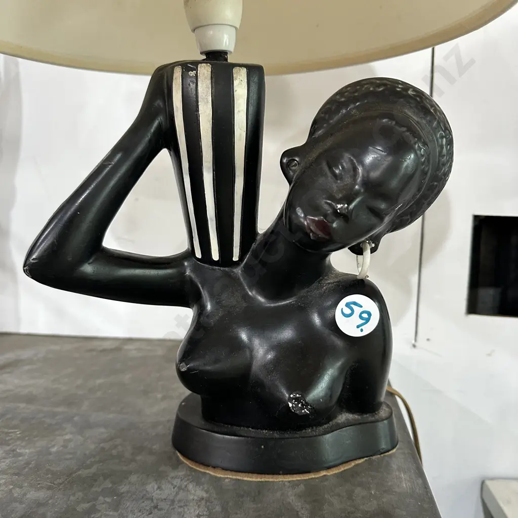 Retro African lady lamp - damage Image 1++