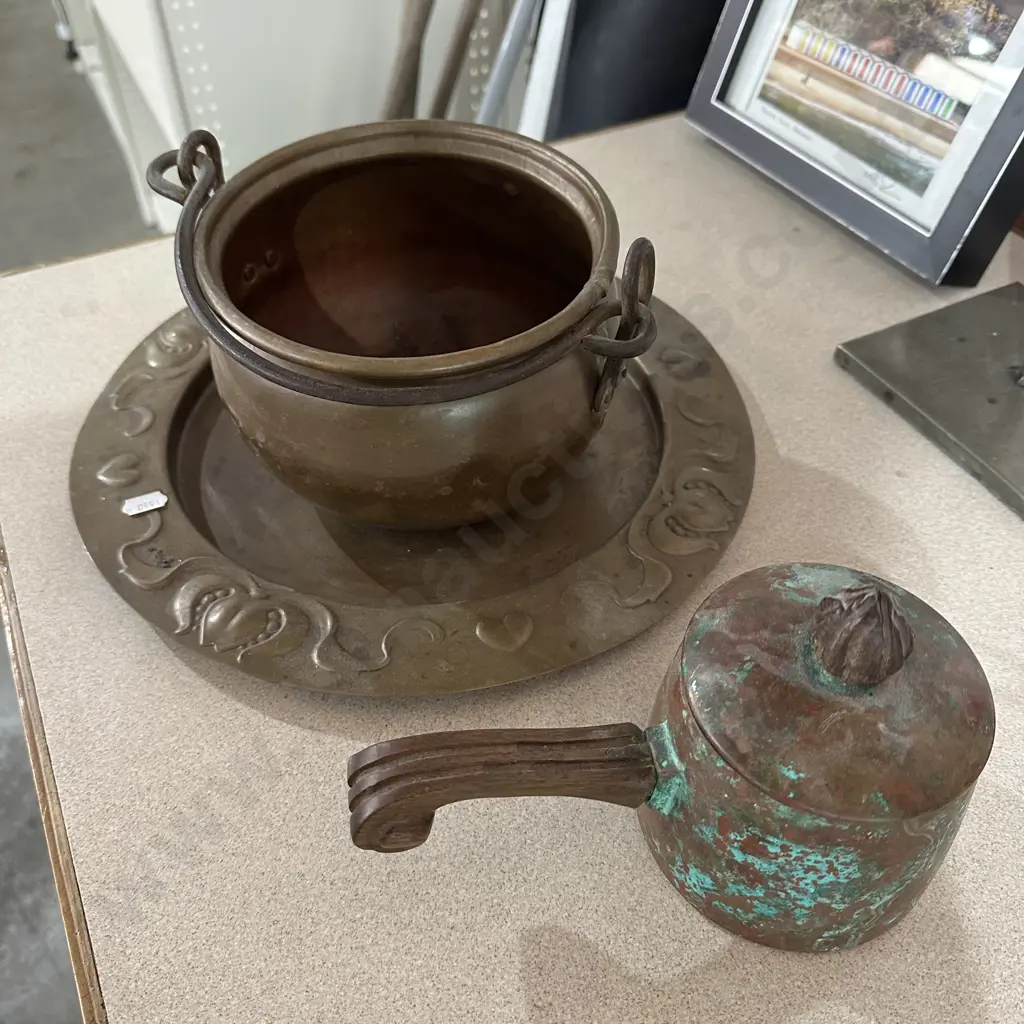 Copper Art Nouveau tray, handled pot and hanging pot Image 1++