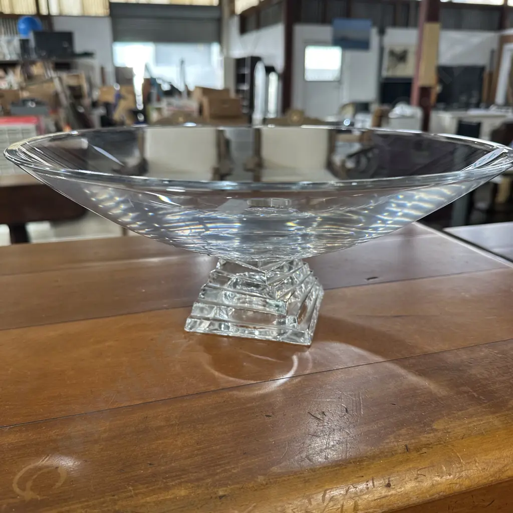 heavy crystal footed bowl Image 1++