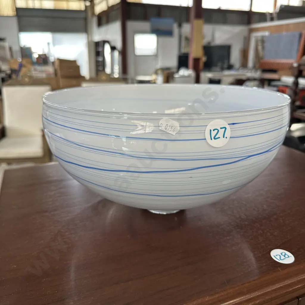 large art glass bowl Image 1++