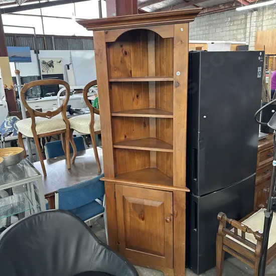 solid wooden corner unit
