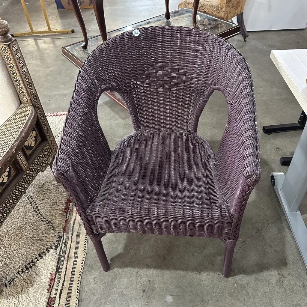 Purple wicker chair Image 1++