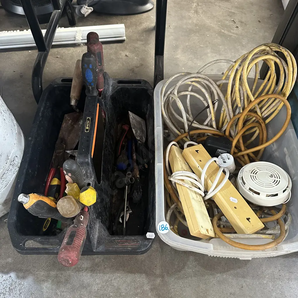Tool carry case and contents plus bin of electricals. Image 1++