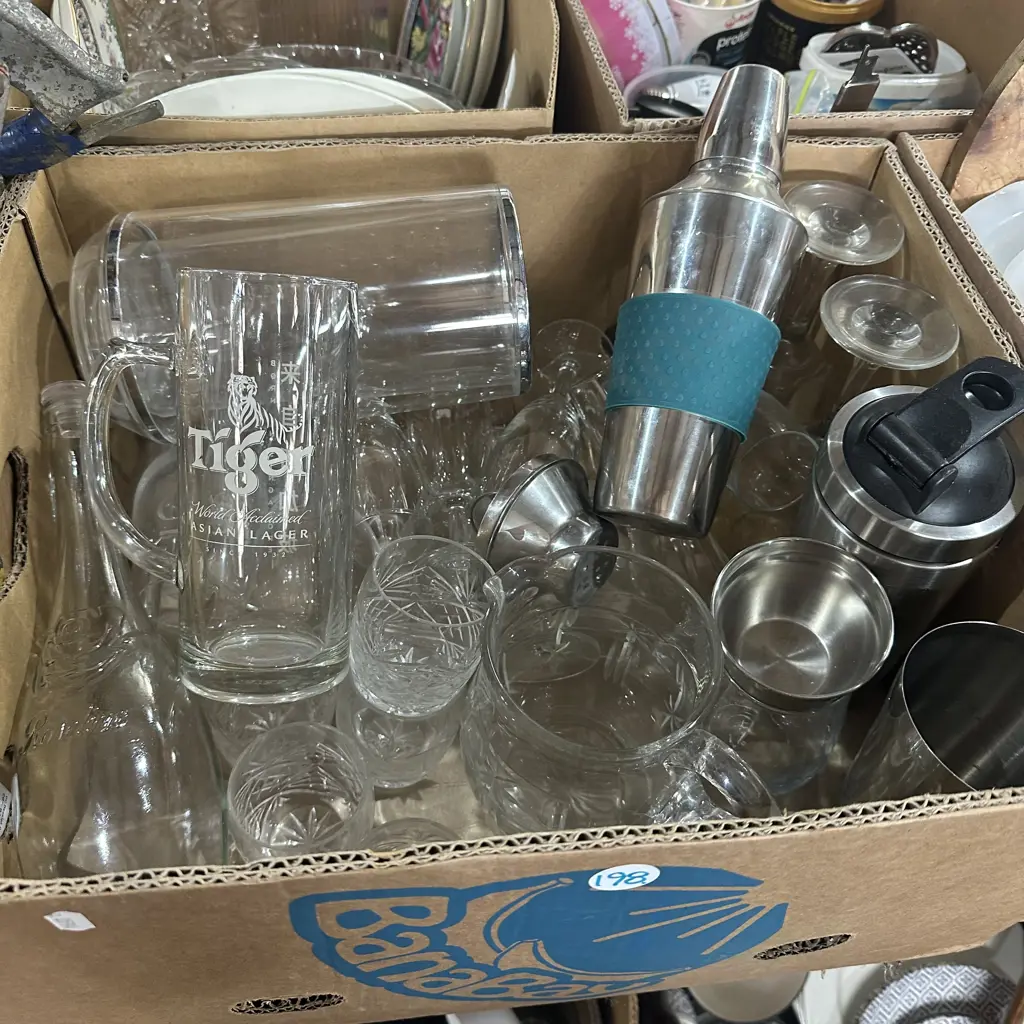Box lot glasses including Tiger Lager plus cocktail shakers etc. Image 1++