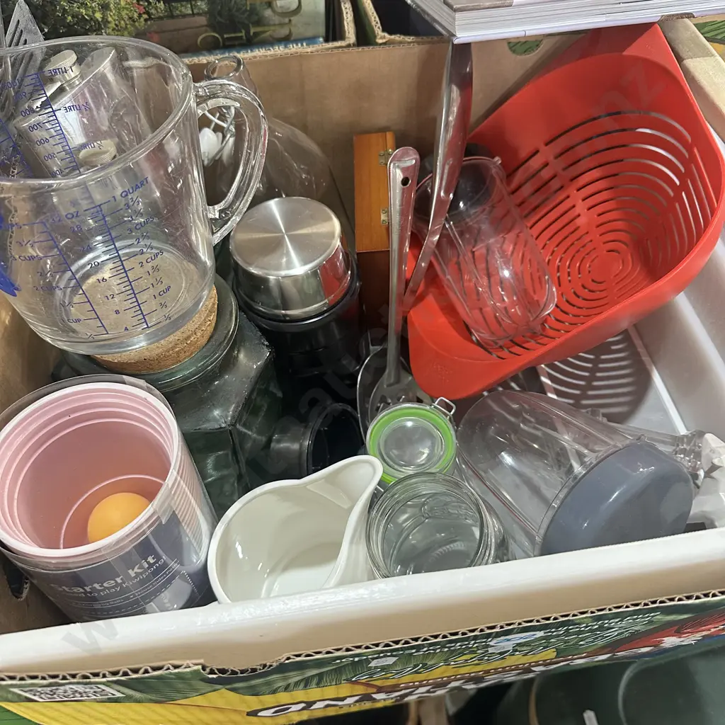 Box lot glass measuring jug, canisters and hip flasks etc. Image 1++