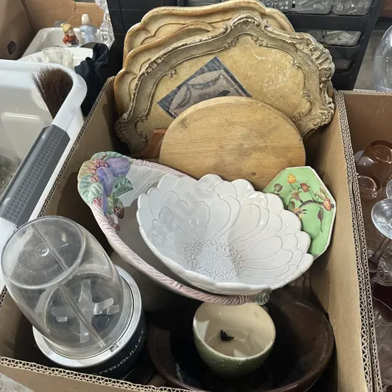 Box lot vintage trays, Red Current bowl, Nutribullet etc.
