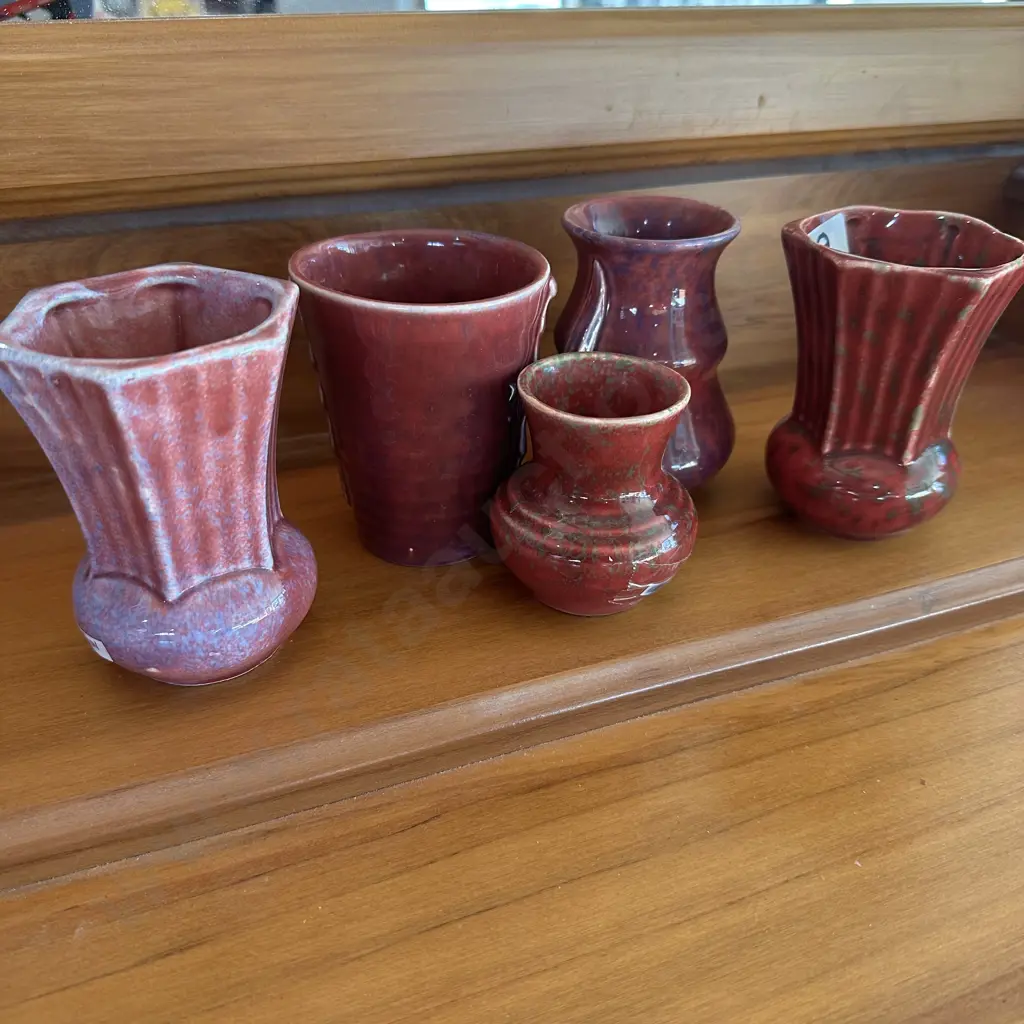 5 small Crown Lynn vases Image 1++