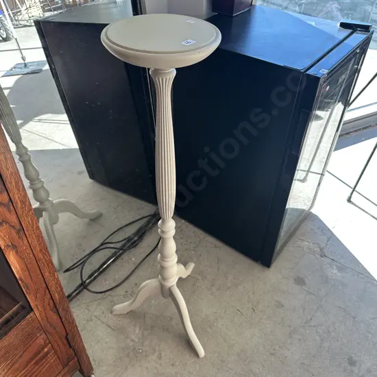 planter stand