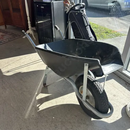 builders wheel barrow