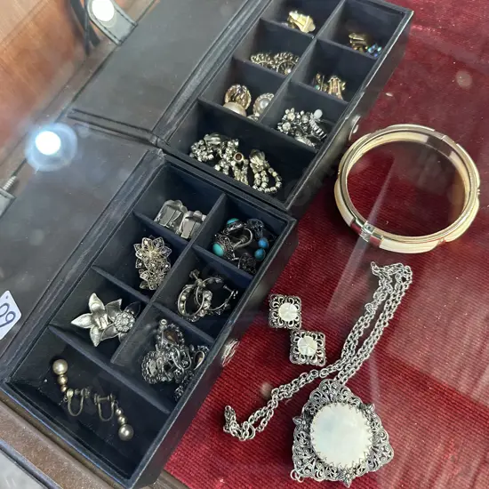 collection costume earclips, necklace and bangle