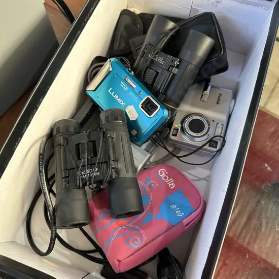 binoculars & digital cameras