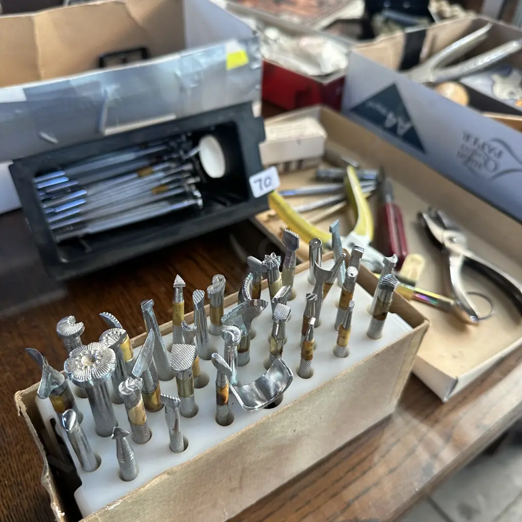 large selection  of leather working gear including AL STOHLMAN tools Image 1++