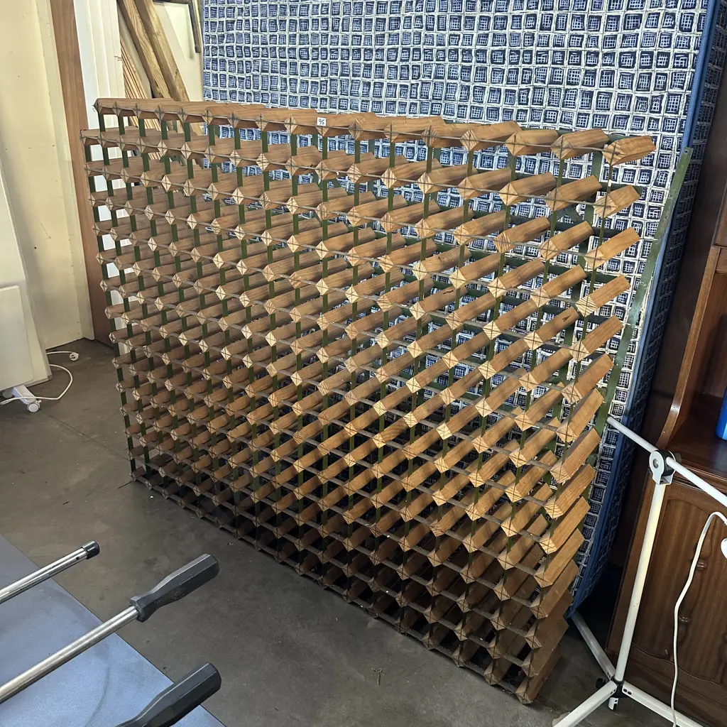 large wine rack Image 1++