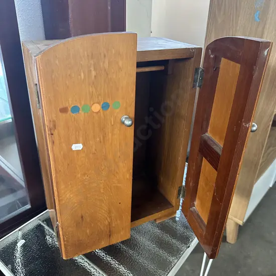 mini wardrobe
