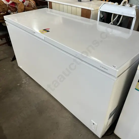 Large Westinghouse 500L chest freezer