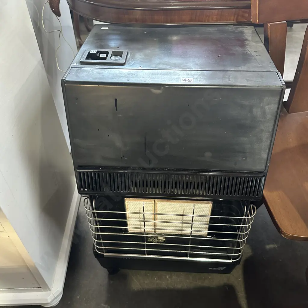 gas heater and bottle Image 1++