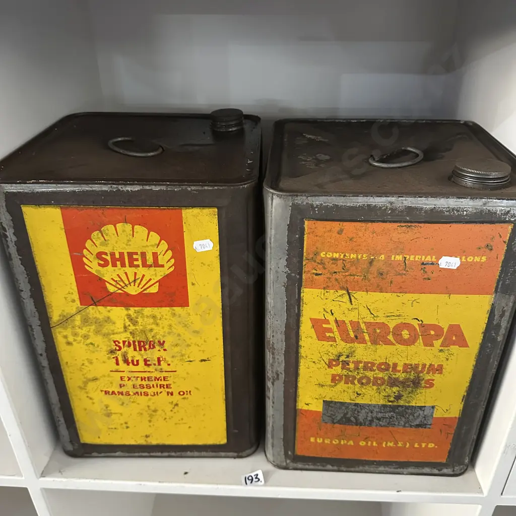 Shell and Europa tins Image 1++