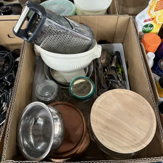 Box lot terracotta veggie pot, cookie jar, wedgewood footed bowl etc.