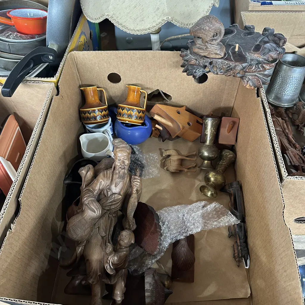 Box lot wooden carvings, lamp, pair brass vases, pair Hornsea jugs etc. Image 1++