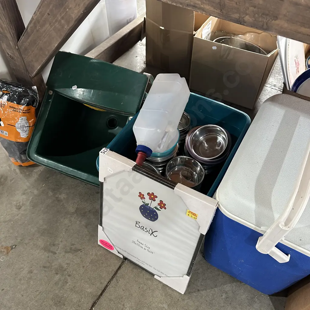 Chilly bin, cat food dishes, electric fence insulators etc. Image 1++