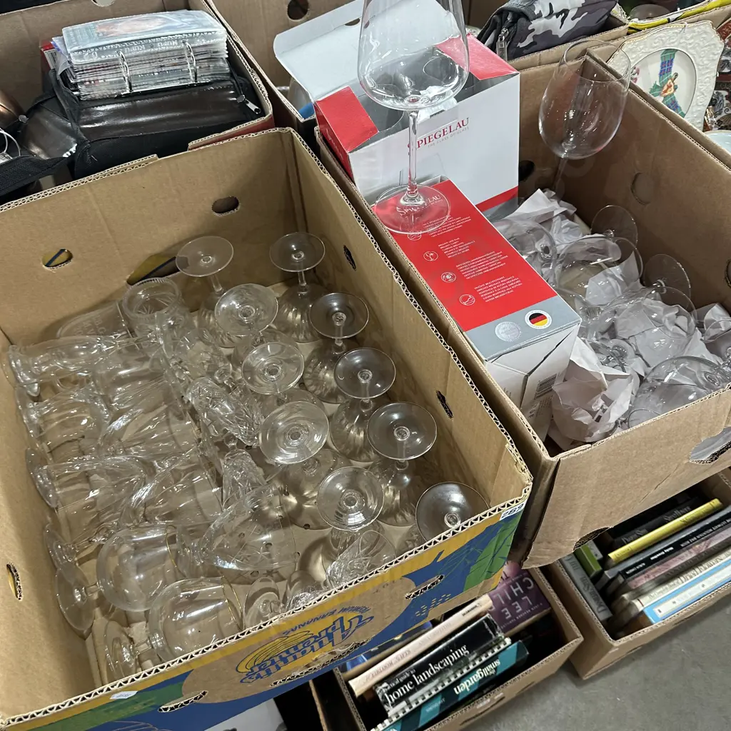 Two boxes of glassware including boxed Spiegelau wine glasses. Image 1++