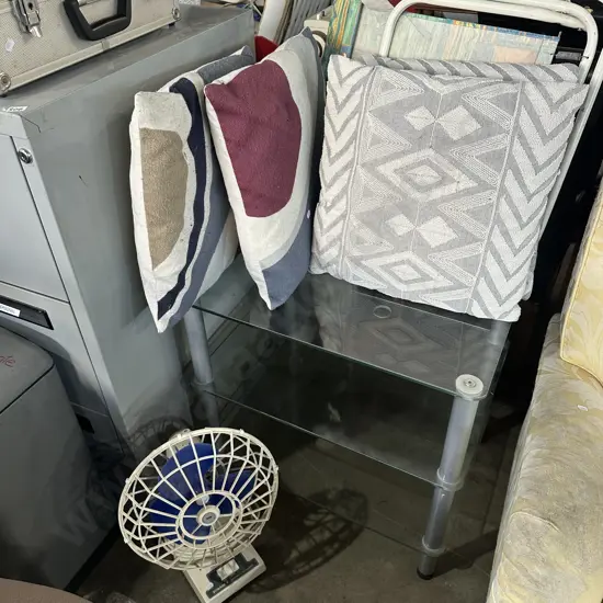 4 cushions, deck chair and glass stereo stand, fan