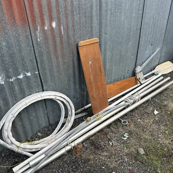 sailing gear plus 2 oars