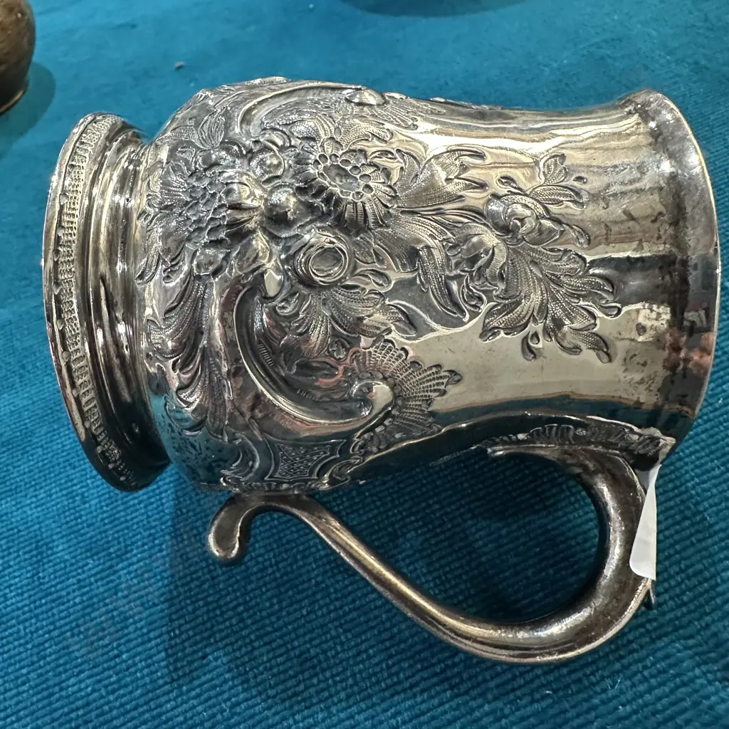 Antique Sterling silver mug 172.5g (inscribed Sophie Elizabeth Wayne Davidson) Image 1++