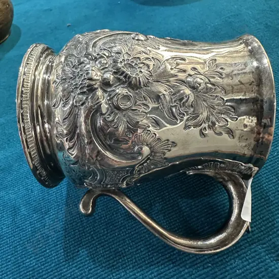 Antique Sterling silver mug 172.5g (inscribed Sophie Elizabeth Wayne Davidson)