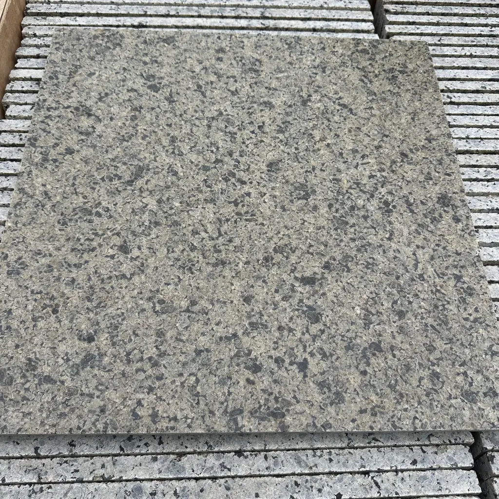 approx 44 tiles 500x500x20 plus other random tiles and pavers Image 1++