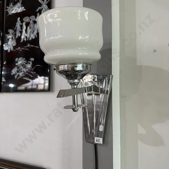 Art Deco wall lamp-wired