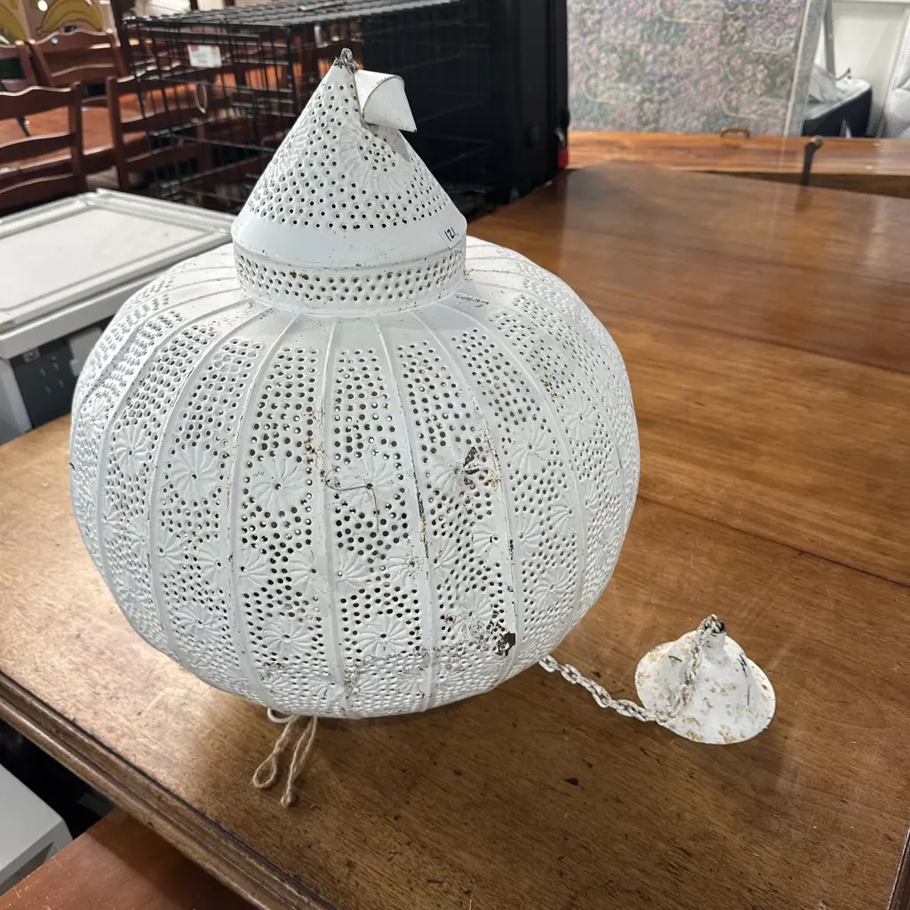 hanging lantern Image 1++