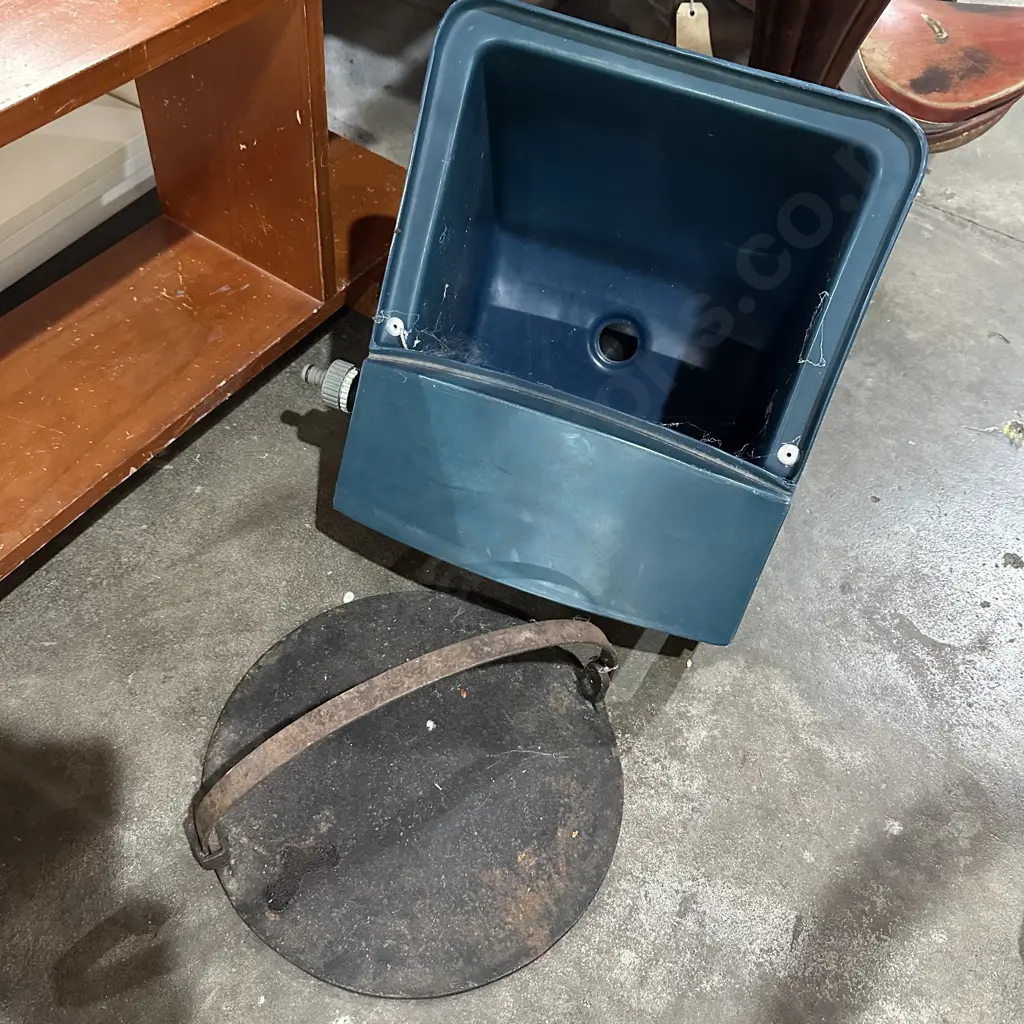 trough and metal plate Image 1++
