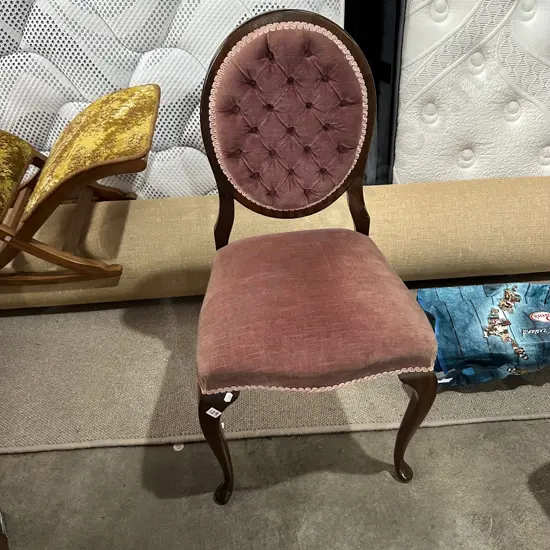 bedroom chair