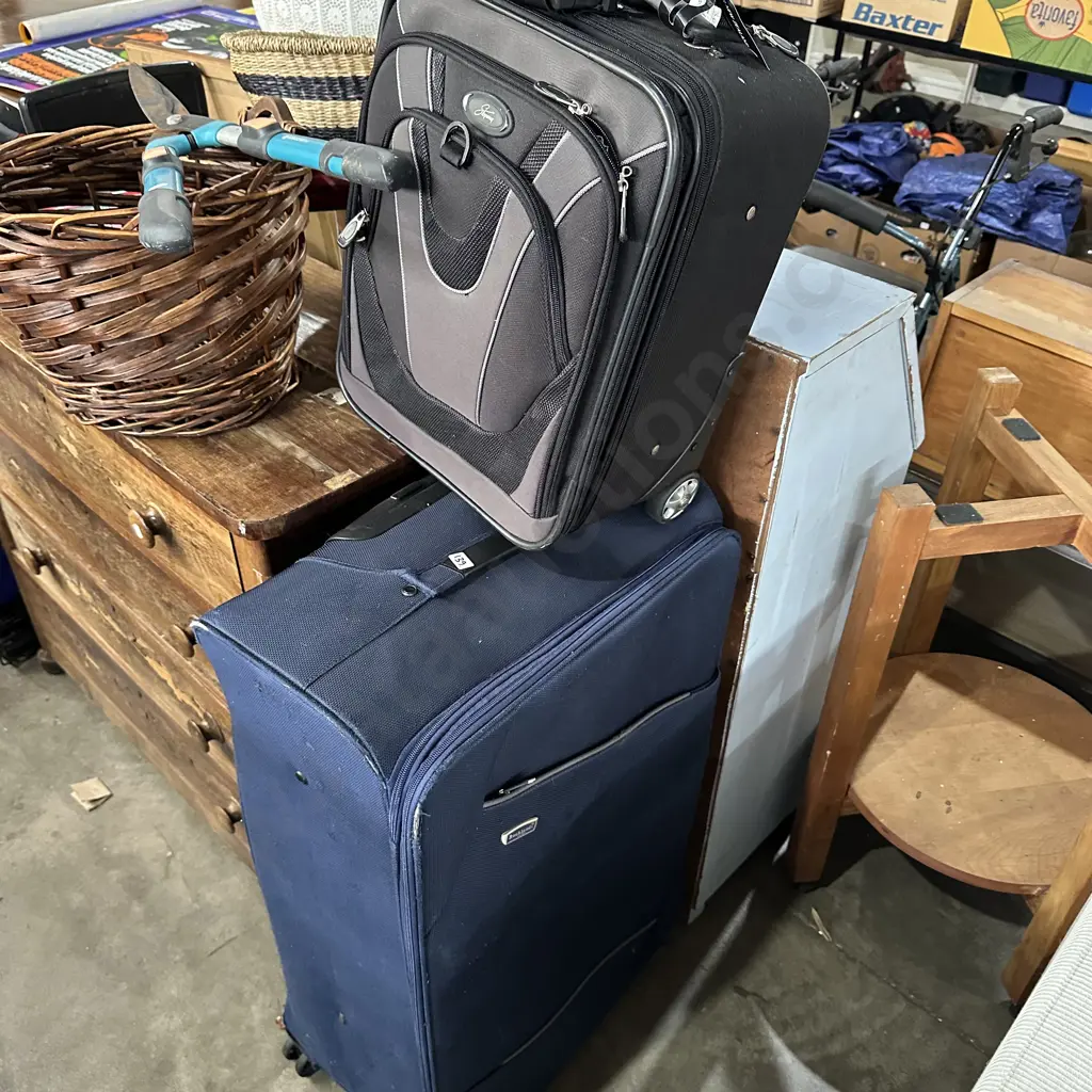 2 suitcases Image 1++