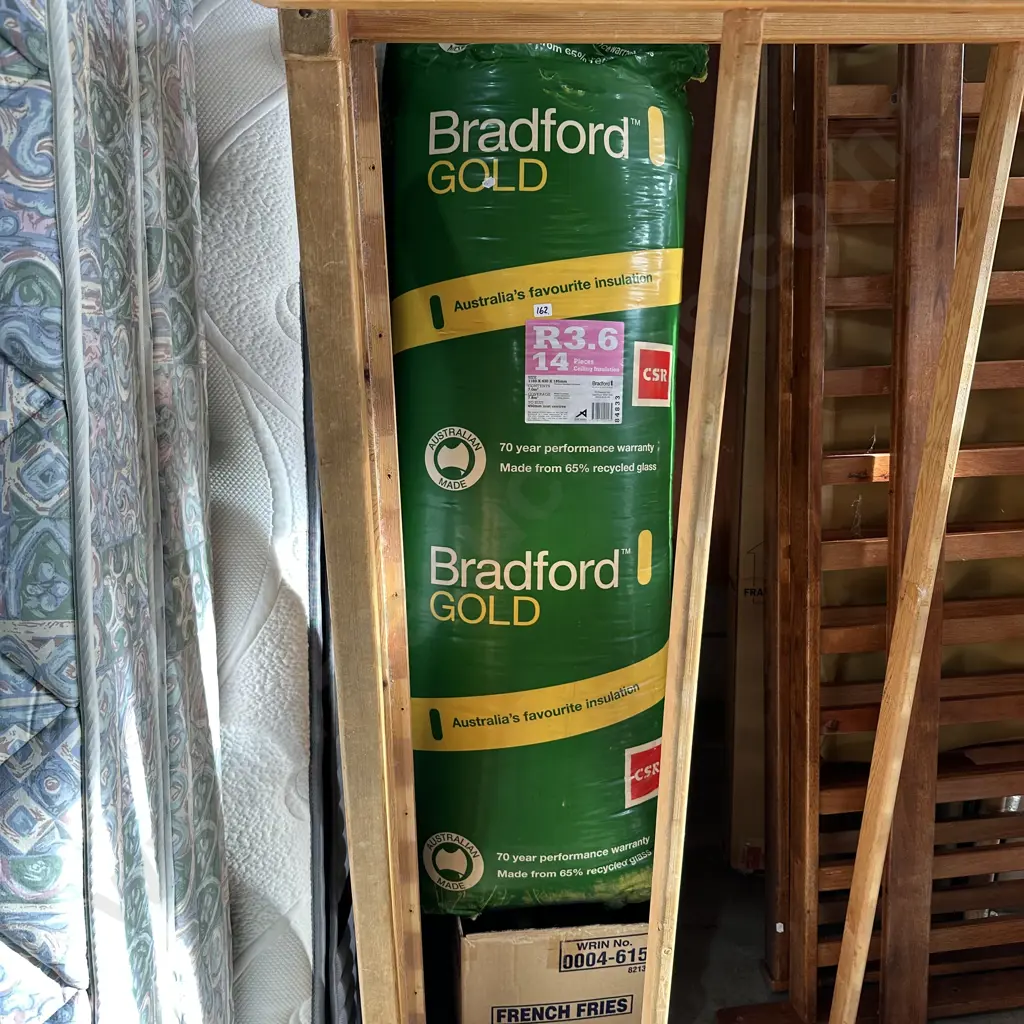 roll of insulation Image 1++