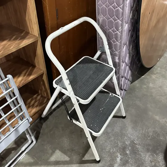 kitchen step