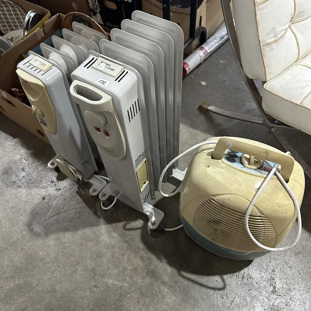 2 heaters and dehumidifier Image 1++