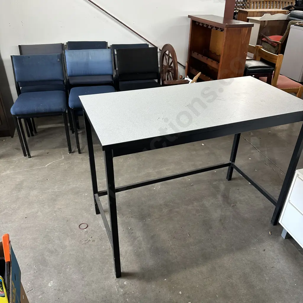 8 tables & asst office chairs Image 1++