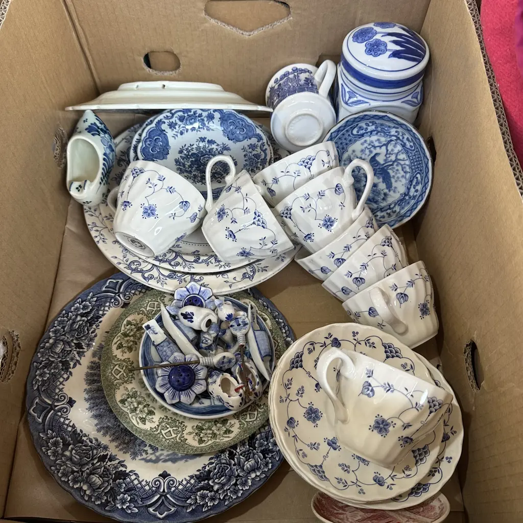 Collection of blue and white china including Ridgway staffordshire and Churchill etc. Image 1++