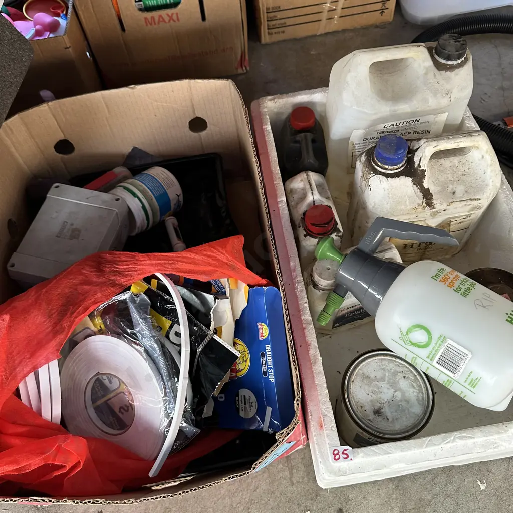 2 boxes, door drafts, product etc Image 1++