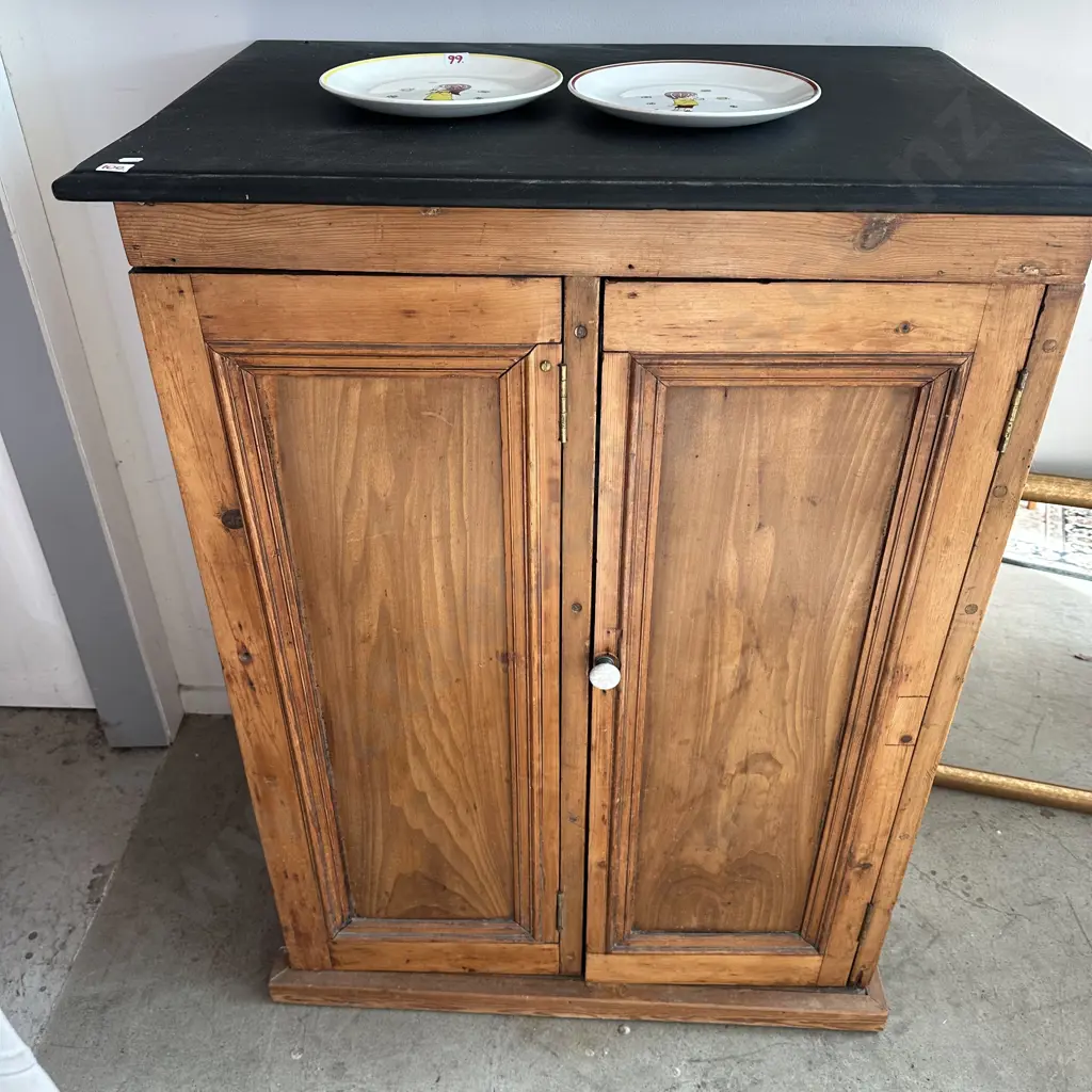 Baltic Pine antique cabinet 1100 x 800 x 560 deep Image 1++