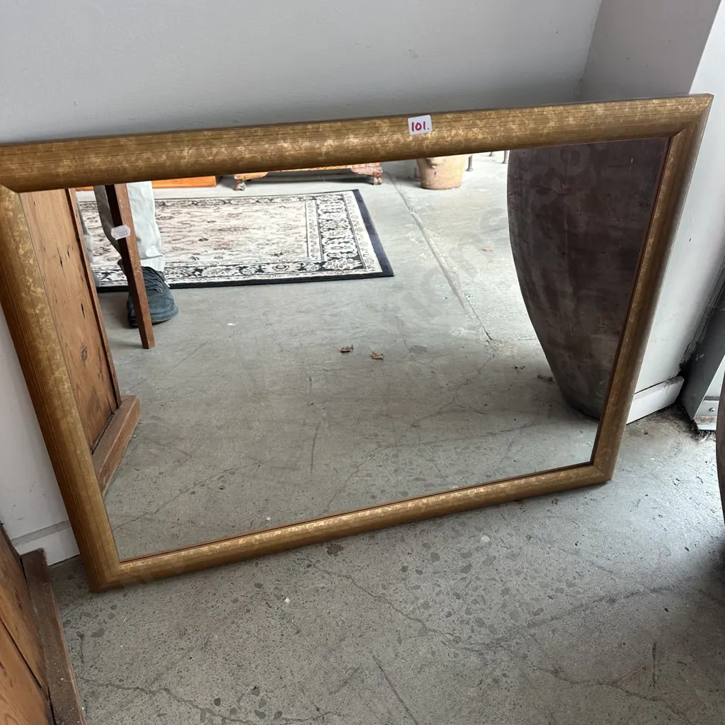 mirror 770 x 580 Image 1++