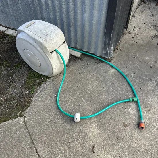 retractable hose