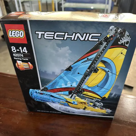 Racing Yacht boxed LEGO all complete